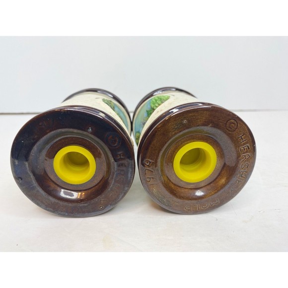 Vintage Hershey Mold Salt & Pepper Set Concave Village Scene Ceramic - Picture 7 of 8